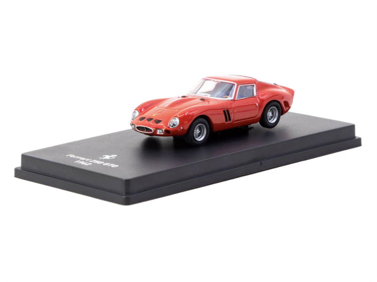 Coche en Miniatura CENTAURIA I - Magazines reseña y precio