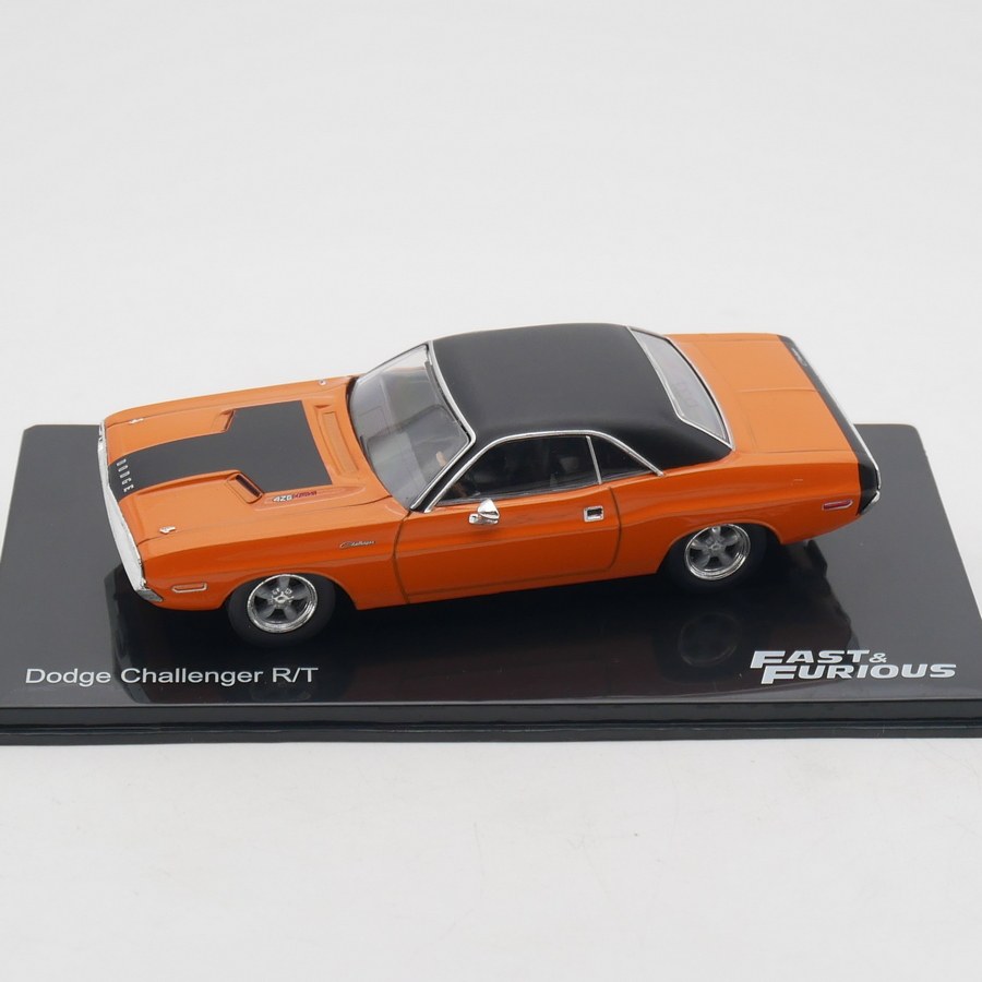 Coche de Aleación a Escala 1:4 - Movies reseña y precio